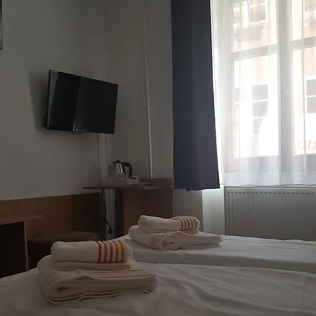 Pensiunea Podul Minciunilor 2*